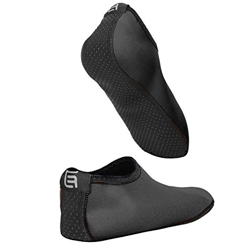 Calcetines de Agua para Mujeres – Extra Cómodos – Protege contra la Arena, Agua fría/Caliente, UV, Rocas/guijarros – Calzado fácil para Nadar, Voleibol de Playa, Snorkel, Vela, Surf