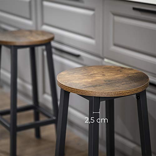 VASAGLE Juego de 2 Taburetes de Bar, Taburetes Altos de Cocina, Estructura de Acero, Altura de 65 cm, Fácil de Montar, Estilo Industrial, Marrón Rústico y Negro LBC32X