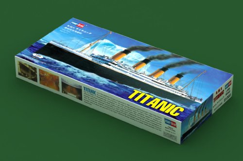 Hobby Boss - Maqueta de barco escala 1:550