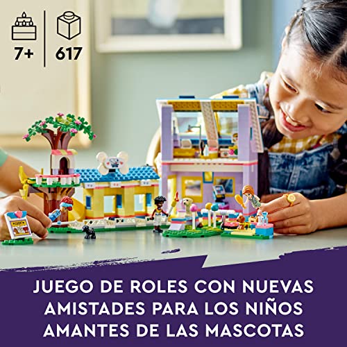 LEGO 41727 Friends Centro de Rescate Canino, Juguete de Veterinario con Figuras de Perritos y Pickle, Animales para Niñas y Niños de 7 Años o Más, 2 Mini Muñecas, Personajes 2023