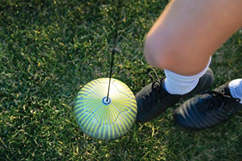 SKLZ Star-Kick Entrenador de Fútbol, Material de Entrenamiento de Fútbol, Entrenador de Lanzamiento y Recepción de Balón de Fútbol, Voltaje, Talla Única