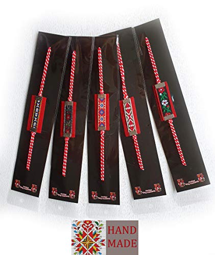 Crafts and Roses Regalo tradicional búlgaro Martenitsa – Juego de 5 pulseras diferentes con elementos folclóricas, hecho a mano