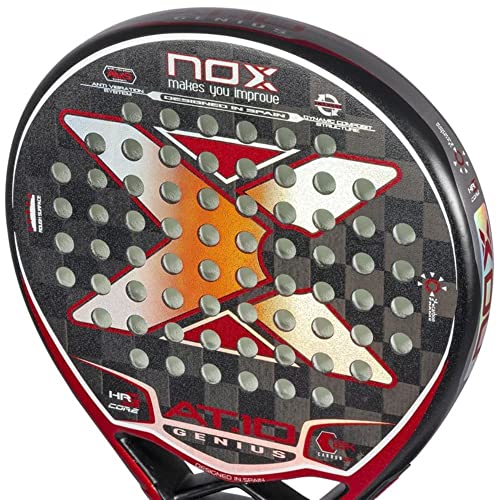 Pala Pádel Nox At10 Genius 18K 2022. Núcleo: Eva Hr3. Marco: 100% Carbono. Caras: Carbono 18K