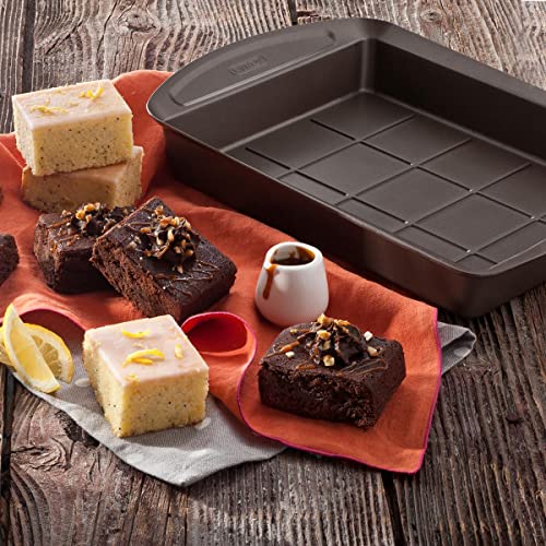 Pyrex Bandeja 28X22Cm Forma Brownies Asimetria, Acero, Negro, 1.56 cm